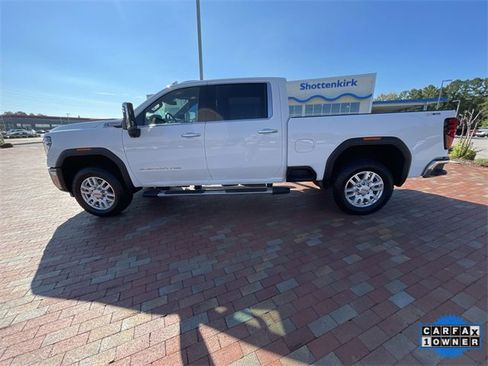 Used 2024 GMC Sierra 2500 SLT w/ SLT Premium Package image 33