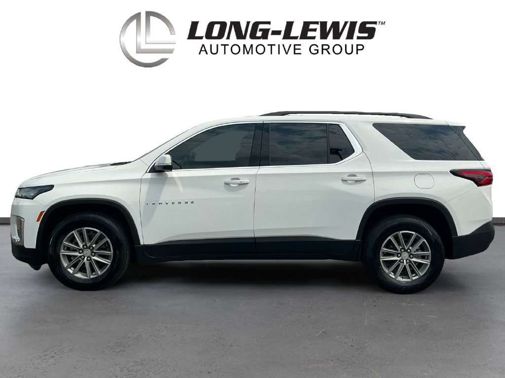 Used 2022 Chevrolet Traverse LT FWD image 2