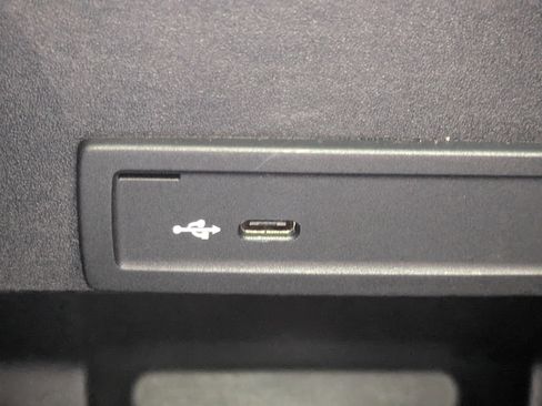 Used 2021 Mercedes-Benz GLE 63 AMG S image 33