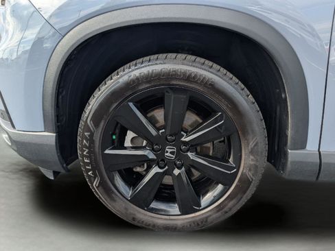 Used 2025 Honda Pilot Black Edition image 29