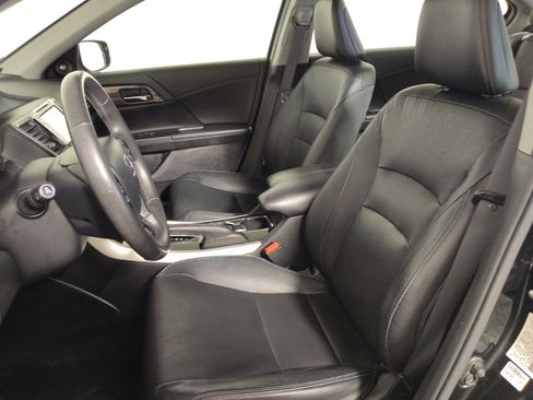 Used 2017 Honda Accord EX-L image 17