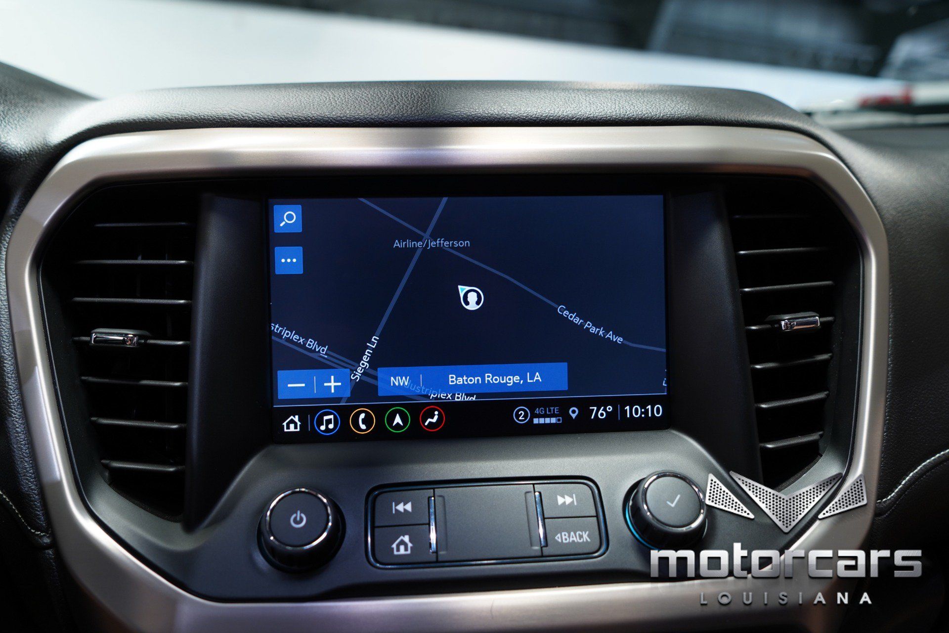 Used 2021 GMC Acadia Denali w/ Denali Technology Package FWD image 36