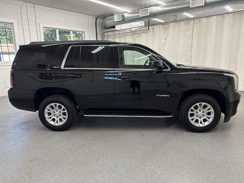 Used 2020 GMC Yukon SLE AWD/4WD image 4