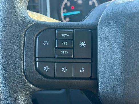 Used 2022 Ford F150 XLT image 25