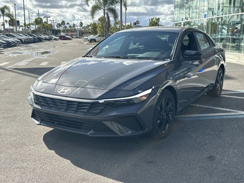 New 2026 Hyundai Elantra Sport FWD image 2