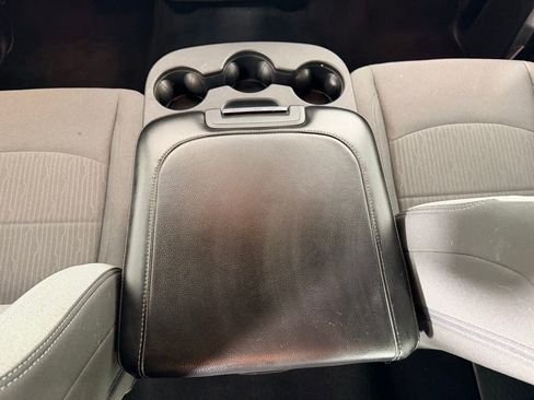 Used 2023 RAM 2500 Big Horn w/ Level 1 Equipment Group image 17