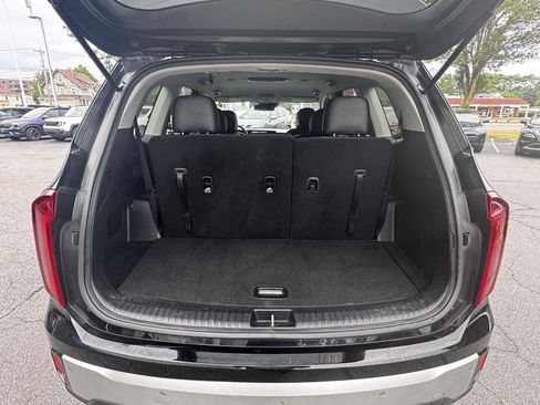 Used 2023 Kia Telluride S AWD/4WD image 9