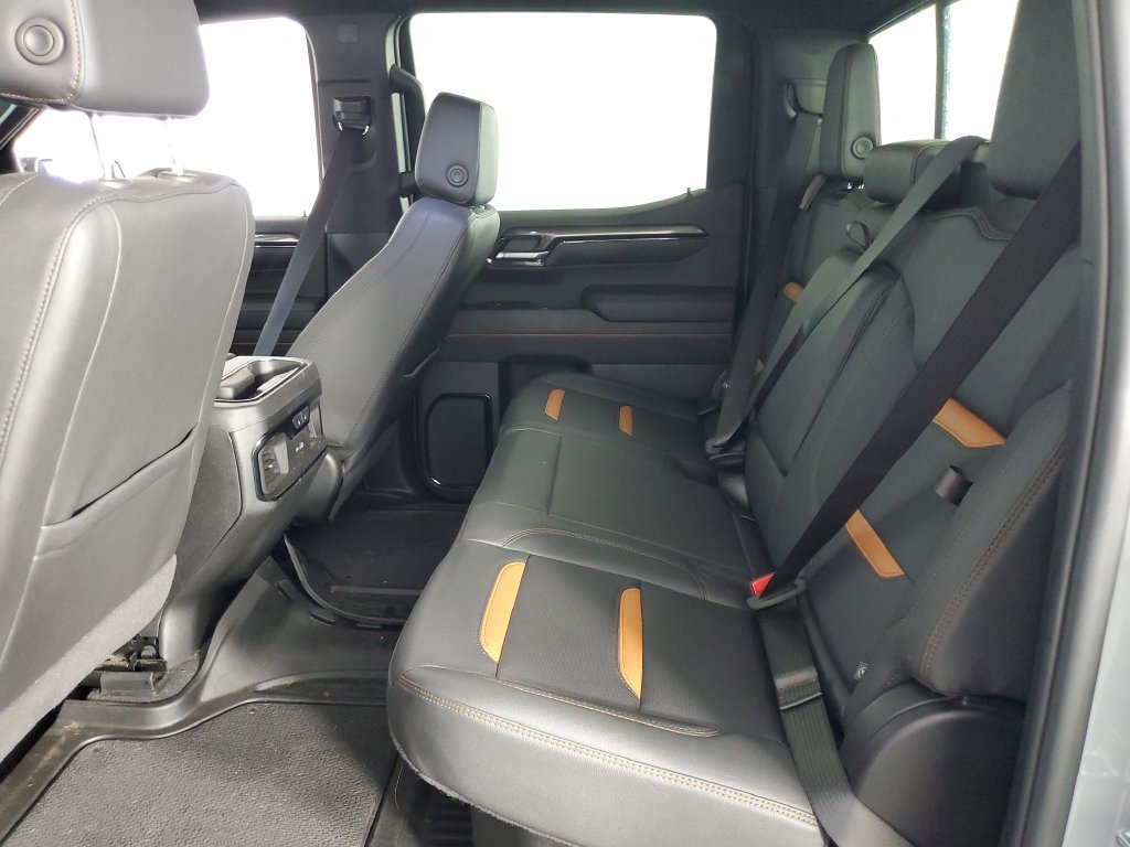 Certified 2024 GMC Sierra 1500 AT4 w/ Technology Package AWD/4WD image 14