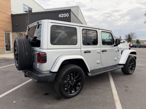 Used 2023 Jeep Wrangler Unlimited Sahara w/ Cold Weather Group image 9