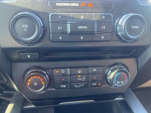 Used 2017 Ford F150 XLT w/ Equipment Group 302A Luxury image 19