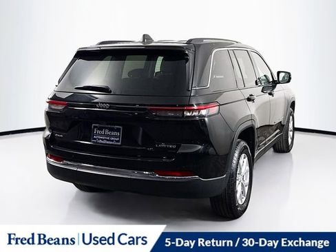 Used 2023 Jeep Grand Cherokee Limited image 8