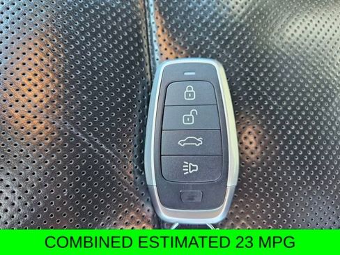 Used 2021 Dodge Charger SXT w/ Leather Interior Group image 29