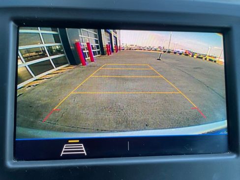 Used 2020 Chevrolet Equinox LS w/ LS Convenience Package FWD image 8