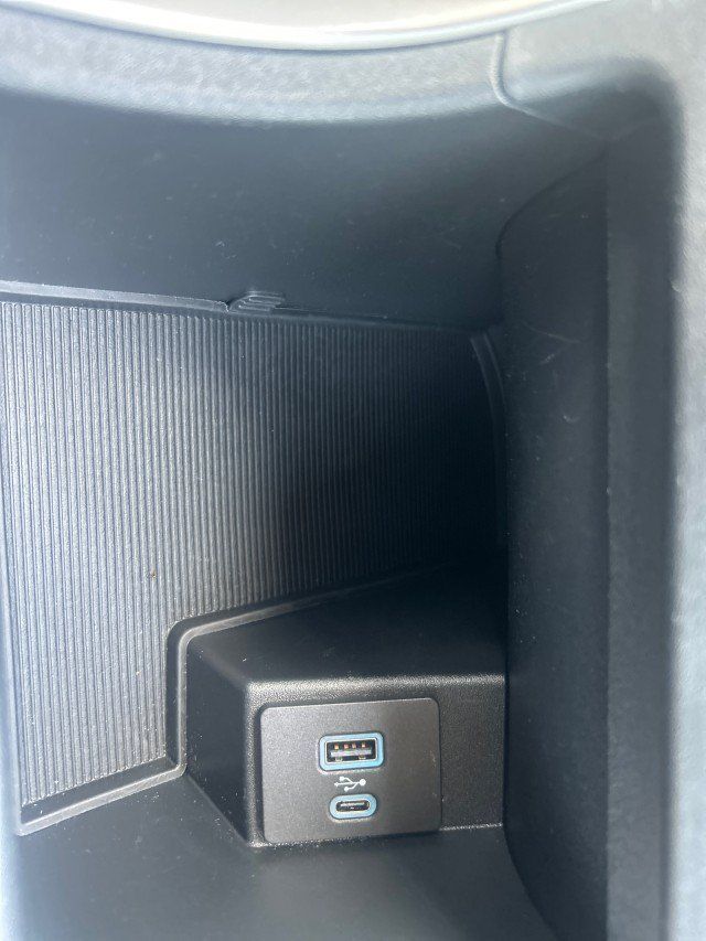 Used 2023 Ford Edge SEL AWD/4WD image 20