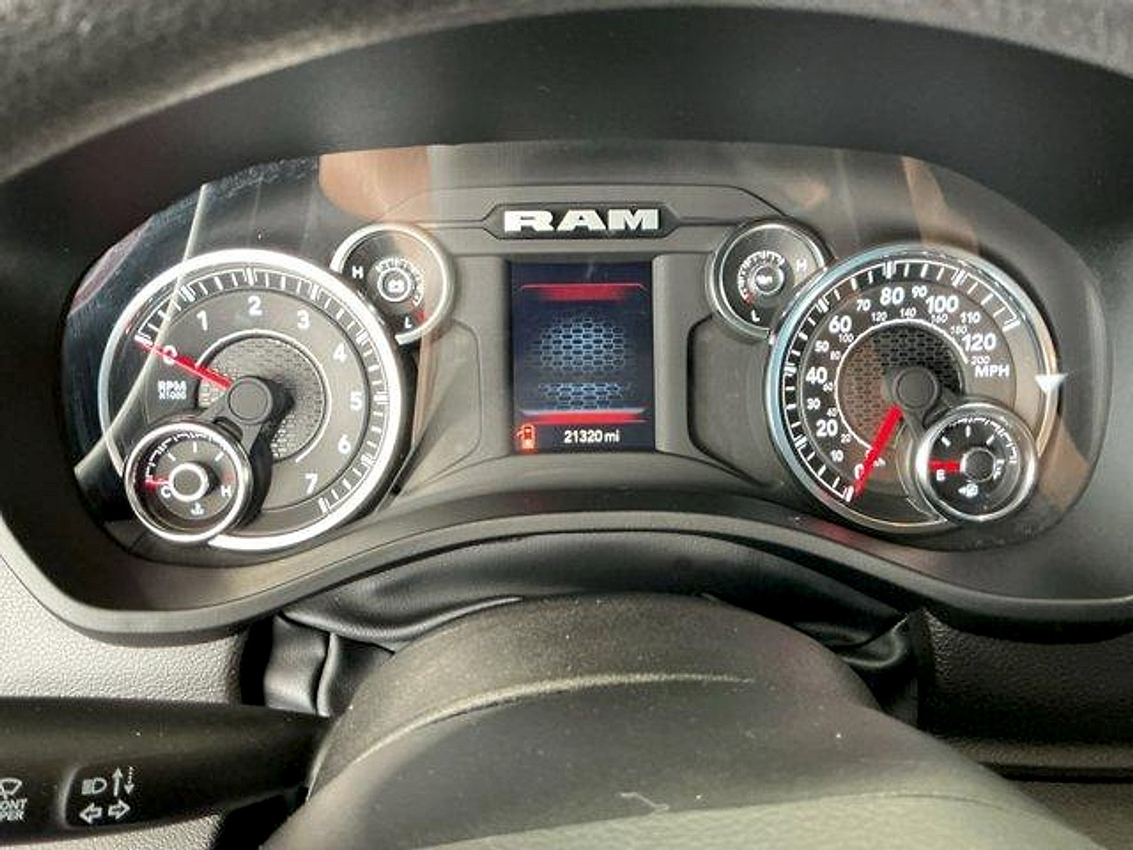 Used 2025 RAM 1500 Big Horn AWD/4WD image 17