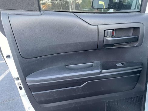 Used 2019 Toyota Tundra SR5 image 19