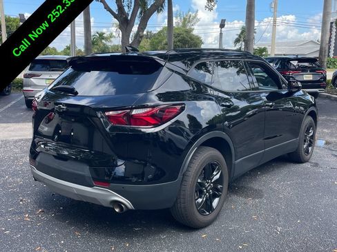 Used 2021 Chevrolet Blazer LT FWD image 3