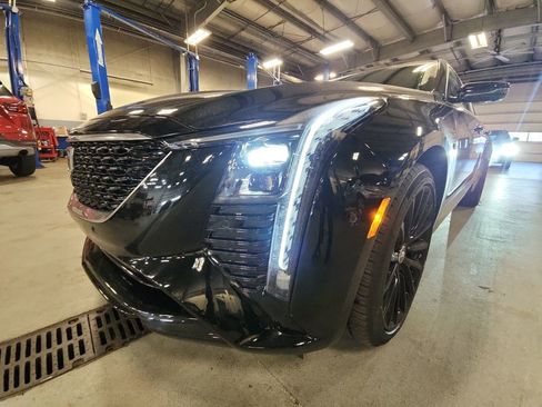 Used 2025 Cadillac CT5 Premium Luxury w/ Technology Package AWD/4WD image 30