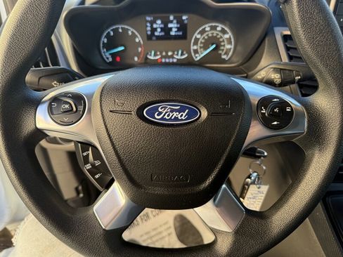 Used 2022 Ford Transit Connect XL image 20