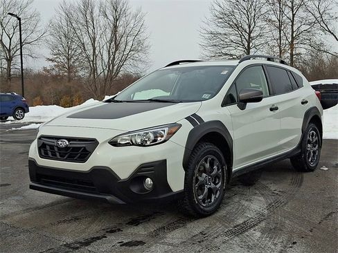 Used 2022 Subaru Crosstrek 2.5i Sport w/ Moonroof Package image 3