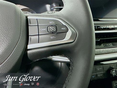 New 2026 Jeep Compass Latitude image 28