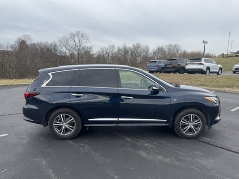 Used 2018 INFINITI QX60 AWD w/ Premium Plus Package image 2