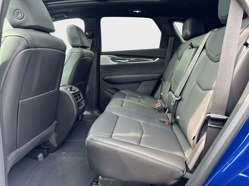 New 2026 Cadillac XT5 Sportv w/ LPO, Onyx Lite Package image 11