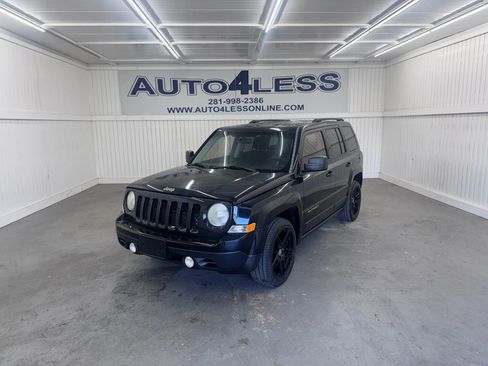 Used 2014 Jeep Patriot Sport w/ Power Value Group image 1