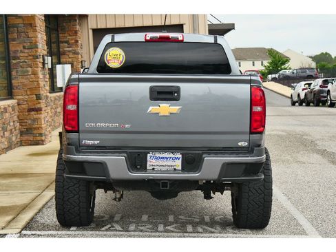 Used 2018 Chevrolet Colorado W/T w/ WT Convenience Package AWD/4WD image 4