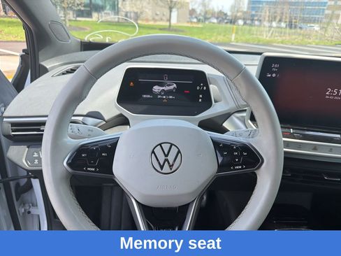 Used 2021 Volkswagen ID.4 1st Edition image 12