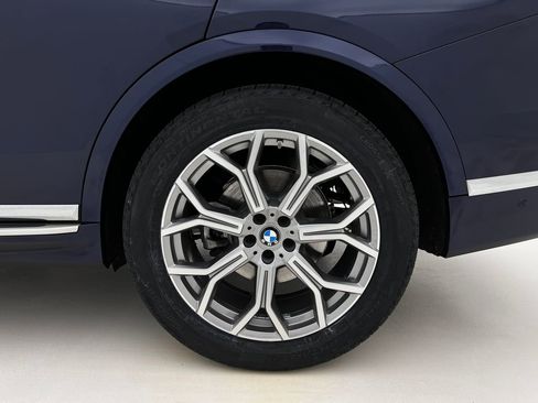 Used 2023 BMW X7 xDrive40i image 28