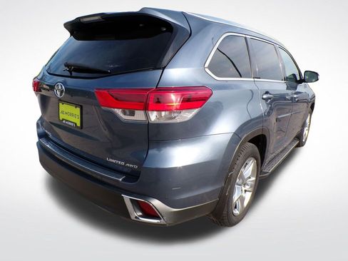 Used 2018 Toyota Highlander Limited w/ Protection Package #3 AWD/4WD image 6