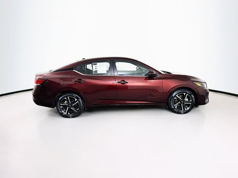 Used 2025 Nissan Sentra SV image 10