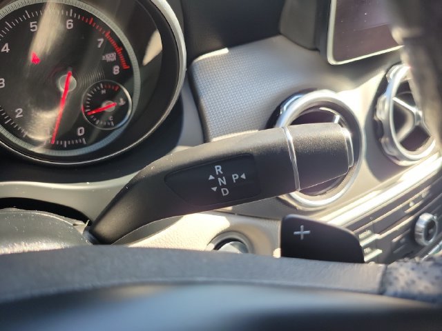 Used 2020 Mercedes-Benz GLA 250 image 28
