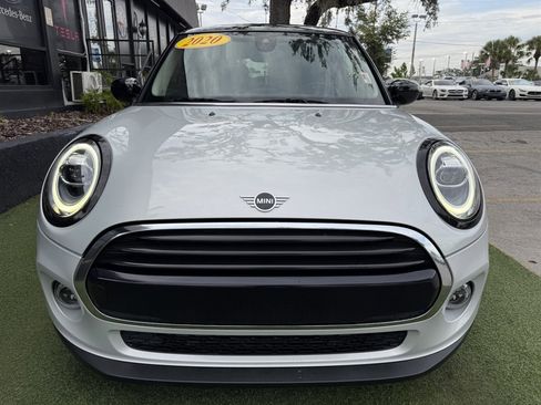 Used 2020 MINI Cooper 2-Door Hardtop FWD image 2