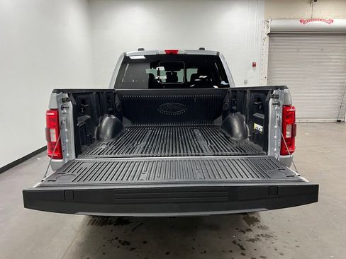 Used 2022 Ford F150 XLT w/ Equipment Group 302A High image 17