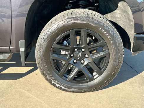 Certified 2024 Chevrolet Silverado 1500 LT Trail Boss w/ Convenience Package II image 10