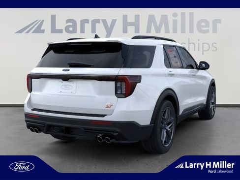New 2025 Ford Explorer ST w/ Sun And Sound Package image 8