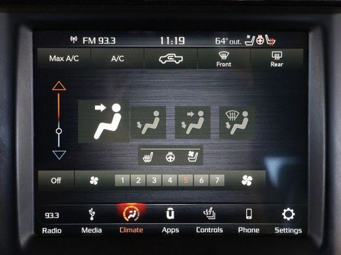 Used 2018 RAM 1500 Sport image 17