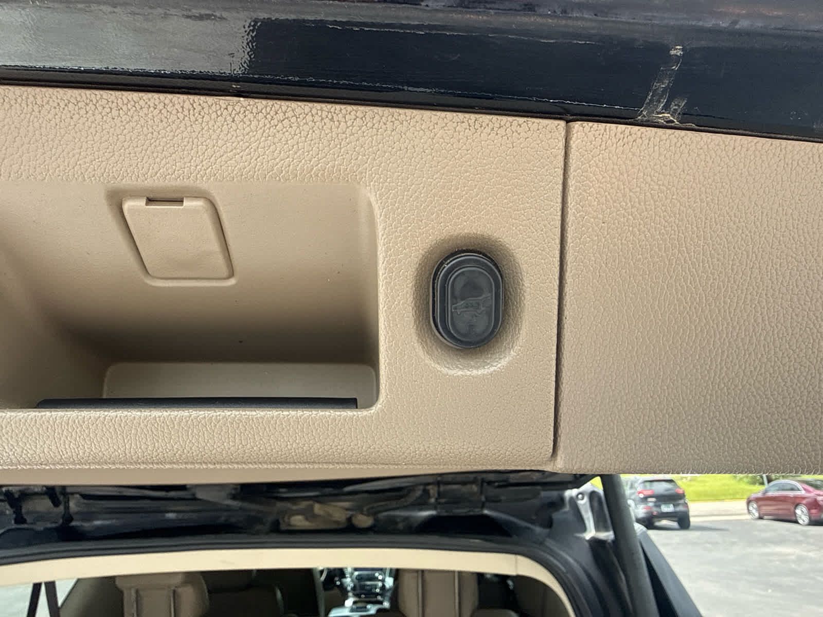 Used 2018 Chevrolet Suburban Premier w/ Max Trailering Package AWD/4WD image 19