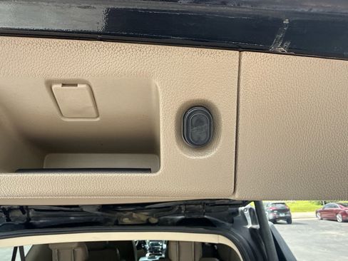 Used 2018 Chevrolet Suburban Premier w/ Max Trailering Package AWD/4WD image 19