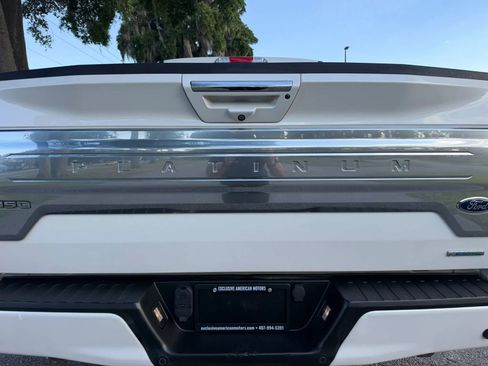 Used 2018 Ford F150 Platinum w/ Equipment Group 701A Luxury AWD/4WD image 33