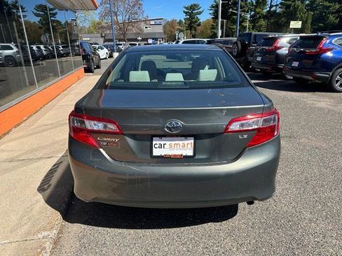 Used 2013 Toyota Camry LE FWD image 5