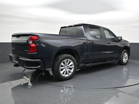 Used 2022 Chevrolet Silverado 1500 Custom image 5