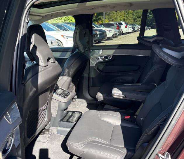 Used 2026 Volvo XC90 B6 Ultra w/ Lounge Package AWD/4WD image 7