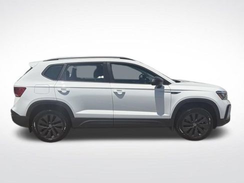 Used 2024 Volkswagen Taos S FWD image 8