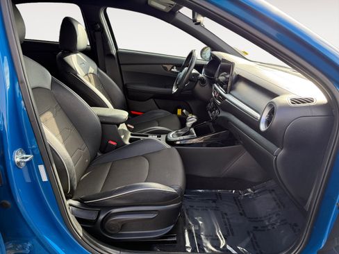 Used 2023 Kia Forte GT-Line w/ GT-Line Technology Package image 19