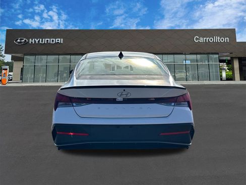 New 2025 Hyundai Elantra Sport image 6