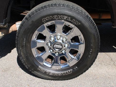 Used 2018 Ford F250 Lariat w/ Chrome Package AWD/4WD image 38