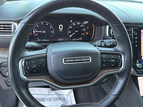 Used 2023 Jeep Grand Wagoneer Series II AWD/4WD image 12